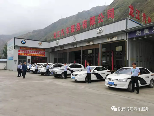 金錘鈑金，銀槍噴漆！龍江汽修值得信賴！